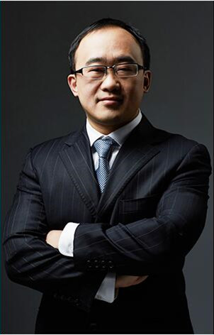 尤辰榮律師形象照片